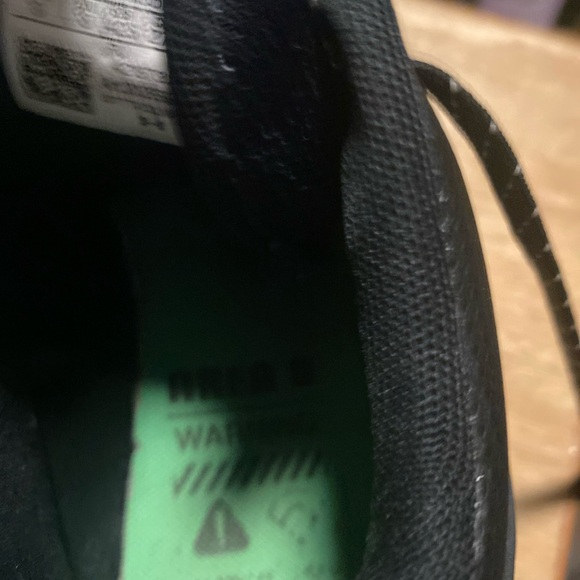 Under Armour Black Athletic cleats - Picture 6 of 10